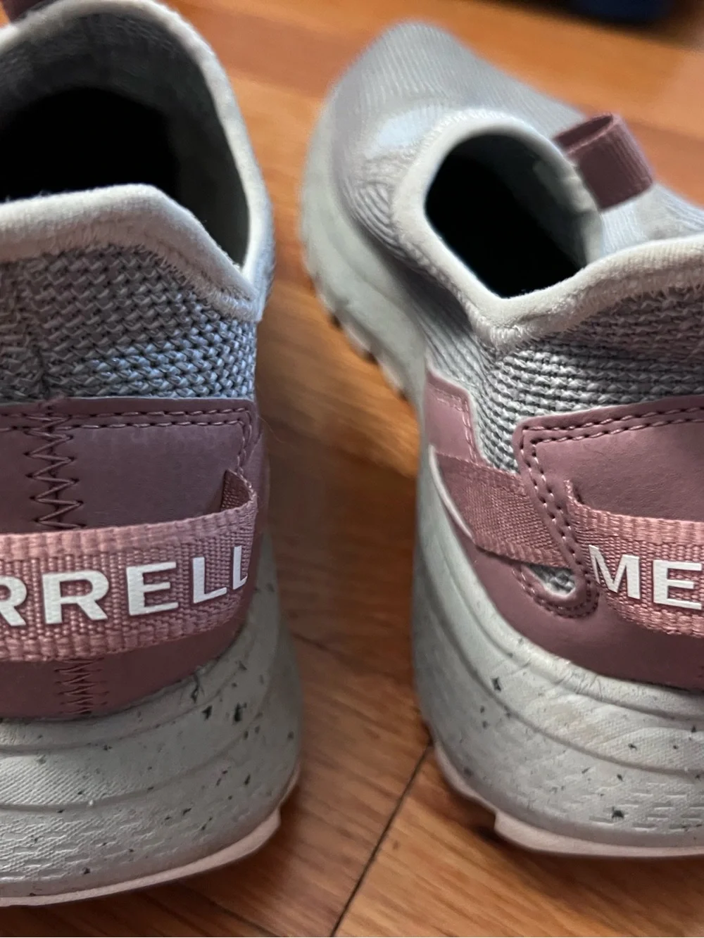 Merrell Slip-On Mesh Athletic Sneakers in Light Gray with Rose Pull Tabs
